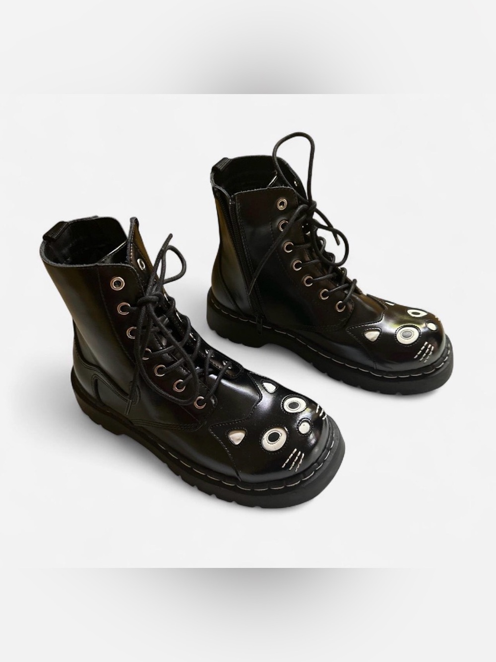 T.U.K Kitty Cat Face Boots - Picture 2 of 5